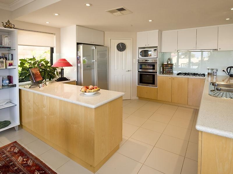 1 Storm Lane, Wannanup WA 6210