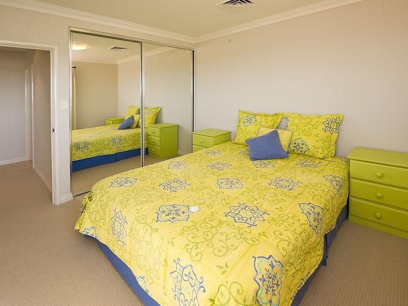 1 Storm Lane, Wannanup WA 6210