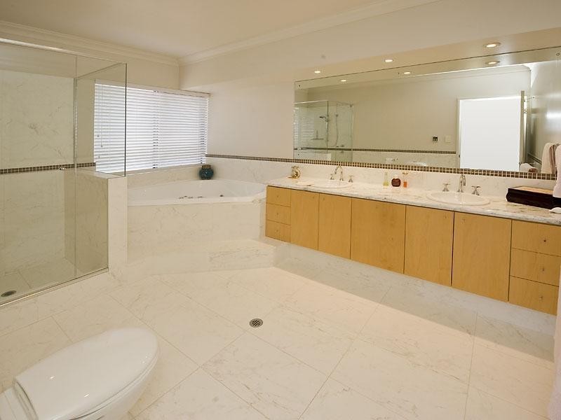 1 Storm Lane, Wannanup WA 6210
