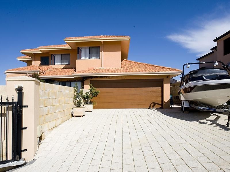 1 Storm Lane, Wannanup WA 6210