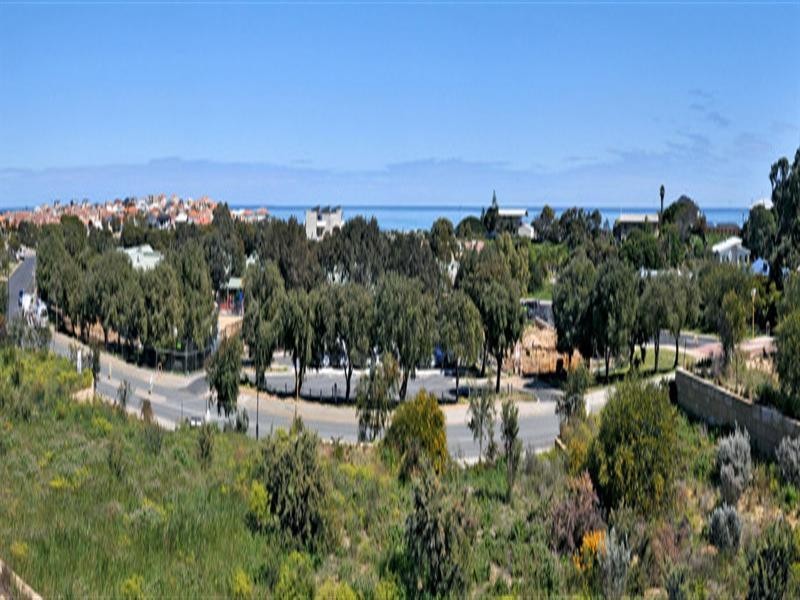 63 Endeavour Circle, Wannanup WA 6210