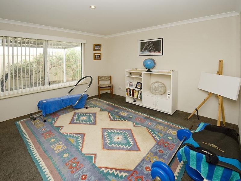 33 Peppertree Close, Wannanup WA 6210