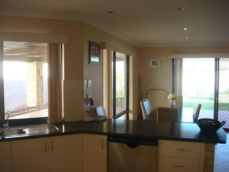 11 Tammin Court, Dawesville WA 6211