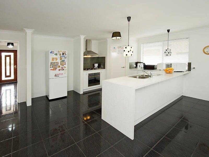 17 Frederick Way, Wannanup WA 6210