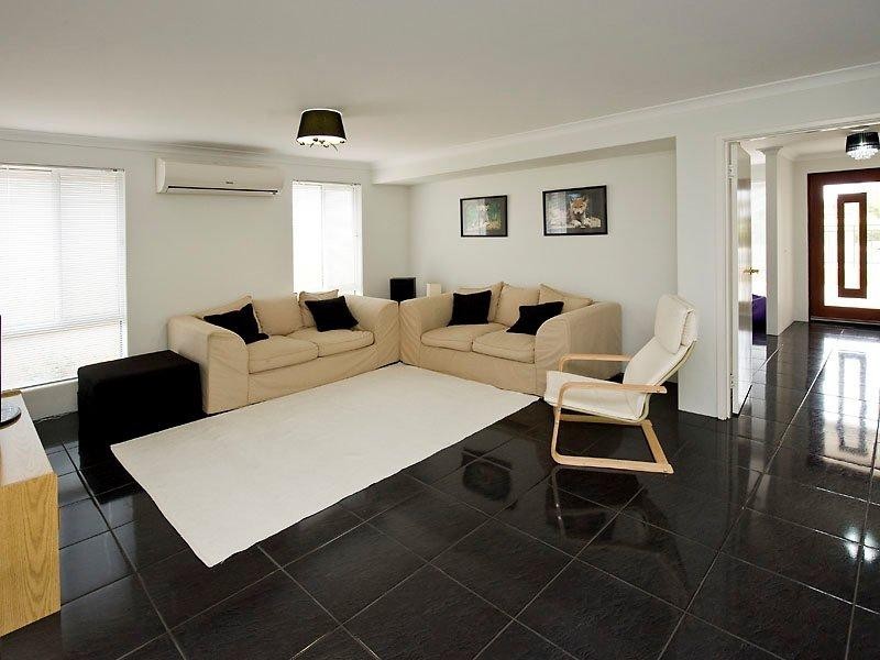 17 Frederick Way, Wannanup WA 6210
