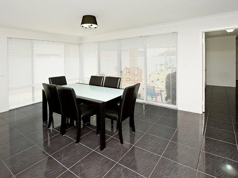 17 Frederick Way, Wannanup WA 6210