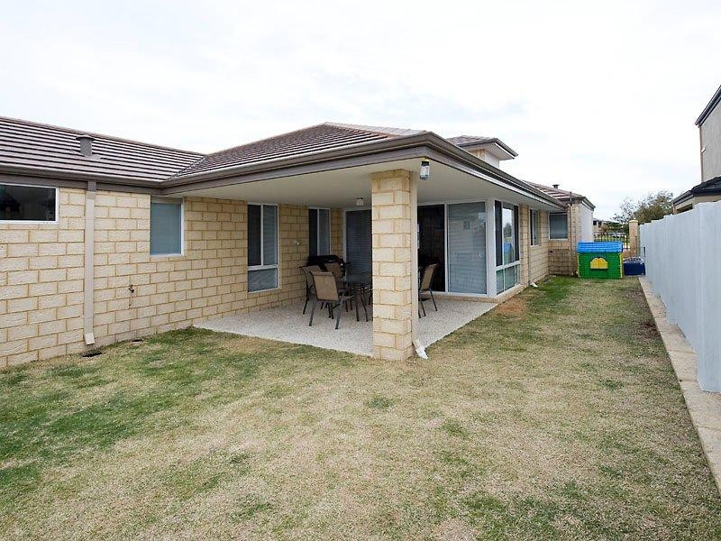 17 Frederick Way, Wannanup WA 6210