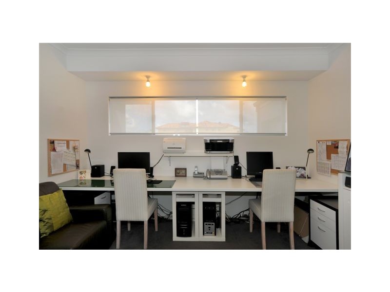 5 Crowsnest Terrace, Wannanup WA 6210