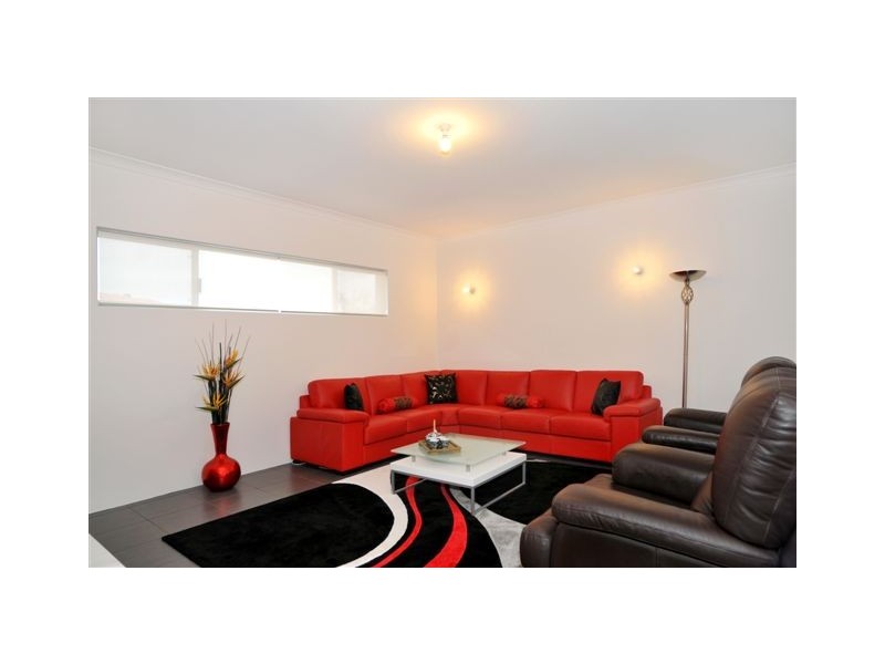 5 Crowsnest Terrace, Wannanup WA 6210