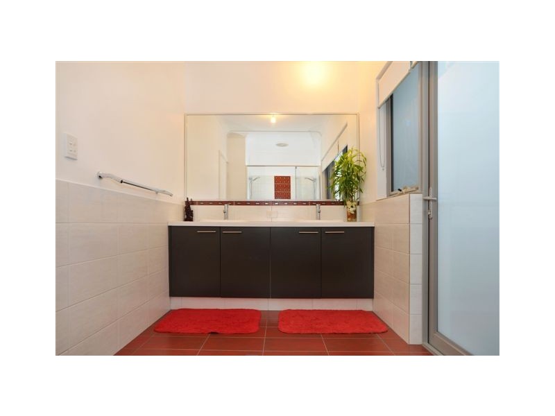 5 Crowsnest Terrace, Wannanup WA 6210