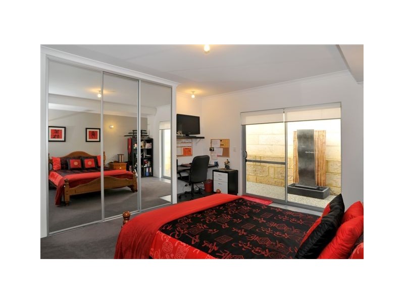 5 Crowsnest Terrace, Wannanup WA 6210