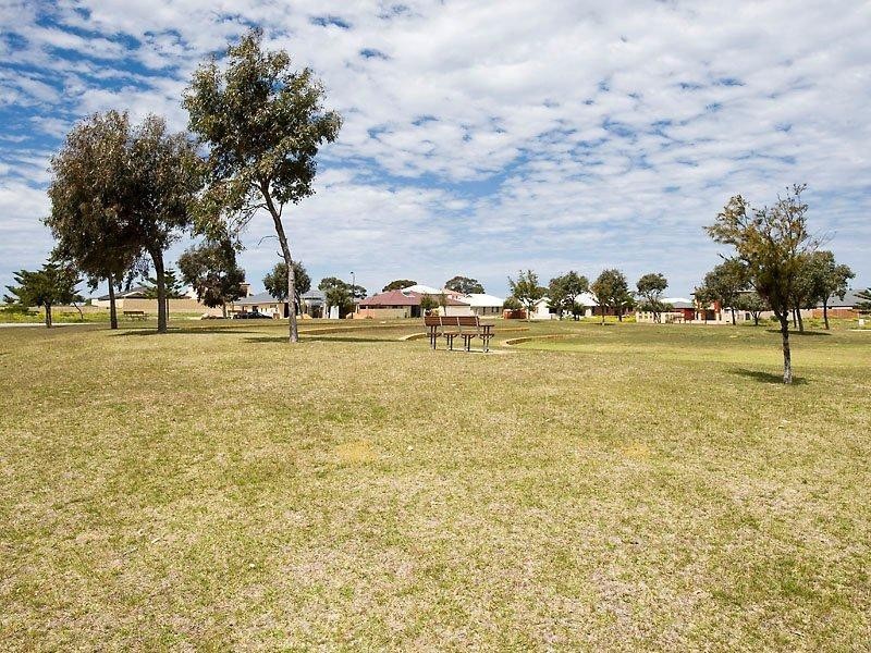 85 Baloo Crescent, Wannanup WA 6210