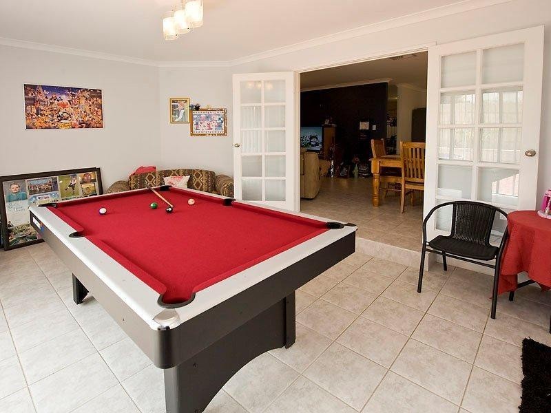 85 Baloo Crescent, Wannanup WA 6210