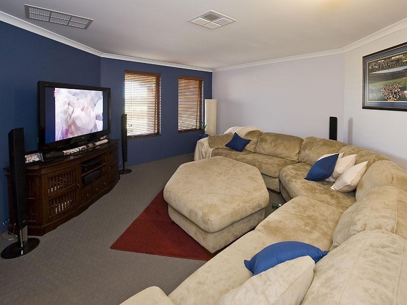 6 Quairading Rise, Dawesville WA 6211