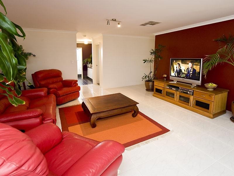 6 Quairading Rise, Dawesville WA 6211