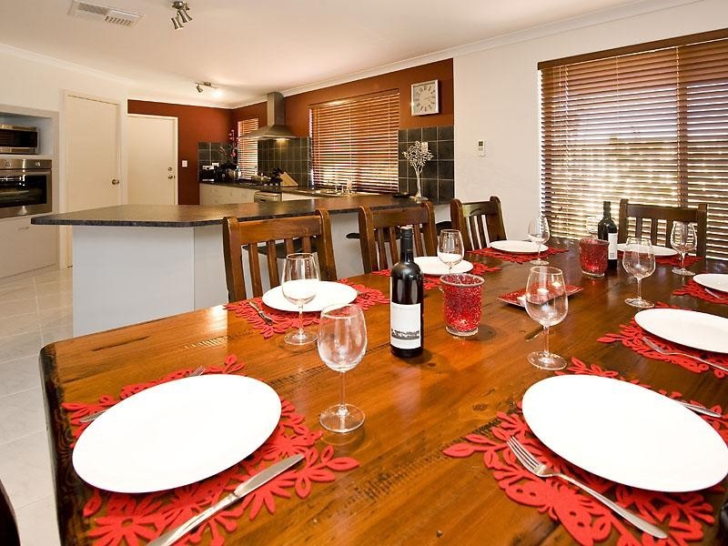6 Quairading Rise, Dawesville WA 6211