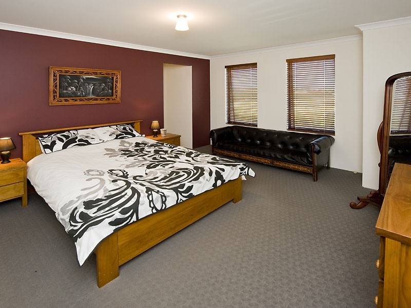 6 Quairading Rise, Dawesville WA 6211