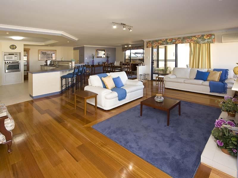 76 Alexis Circle, Wannanup WA 6210