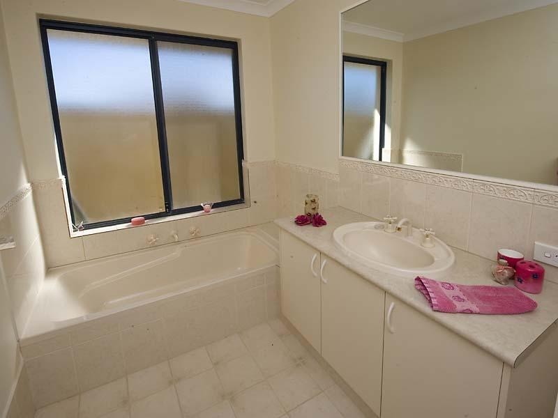 76 Alexis Circle, Wannanup WA 6210