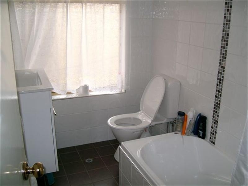 61 Sunningdale Chase, Meadow Springs WA 6210