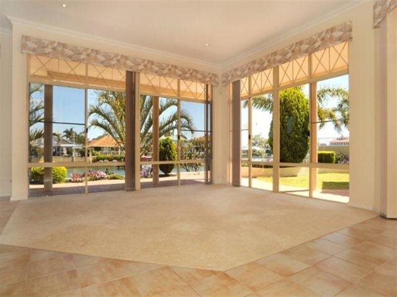 41 Cambria Island Retreat, Halls Head WA 6210