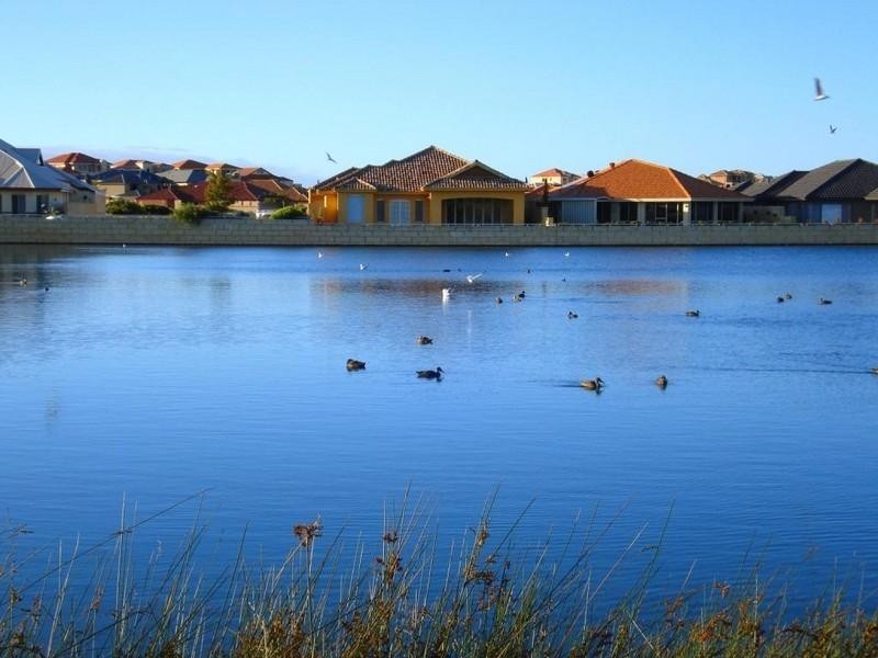 8 Lakeway Retreat, Dawesville WA 6211