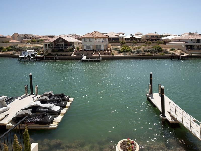 31/18 Port Quays, Wannanup WA 6210