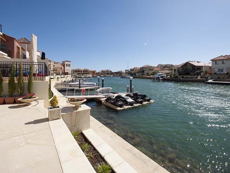 31/18 Port Quays, Wannanup WA 6210