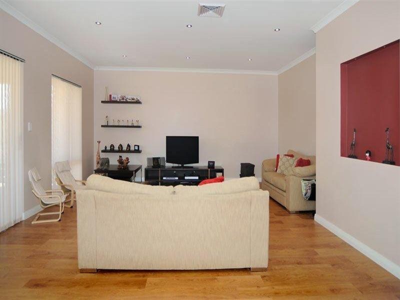 69 Richview Ramble, Wannanup WA 6210