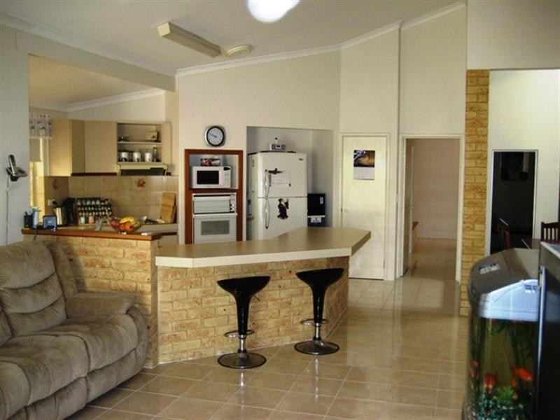 9 Redfern Place, Erskine WA 6210