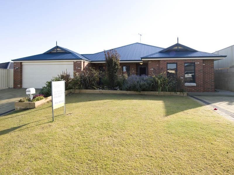 8 Tammin Court, Dawesville WA 6211