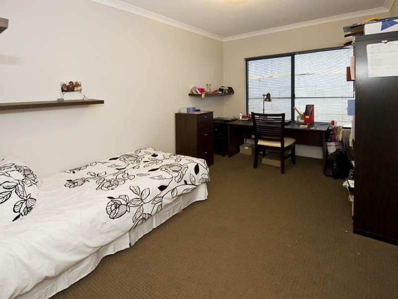 8 Tammin Court, Dawesville WA 6211