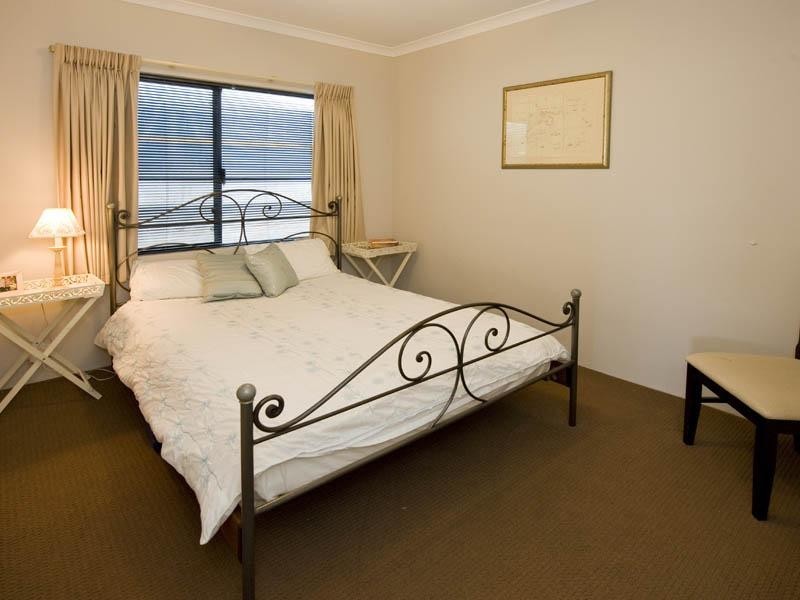 8 Tammin Court, Dawesville WA 6211