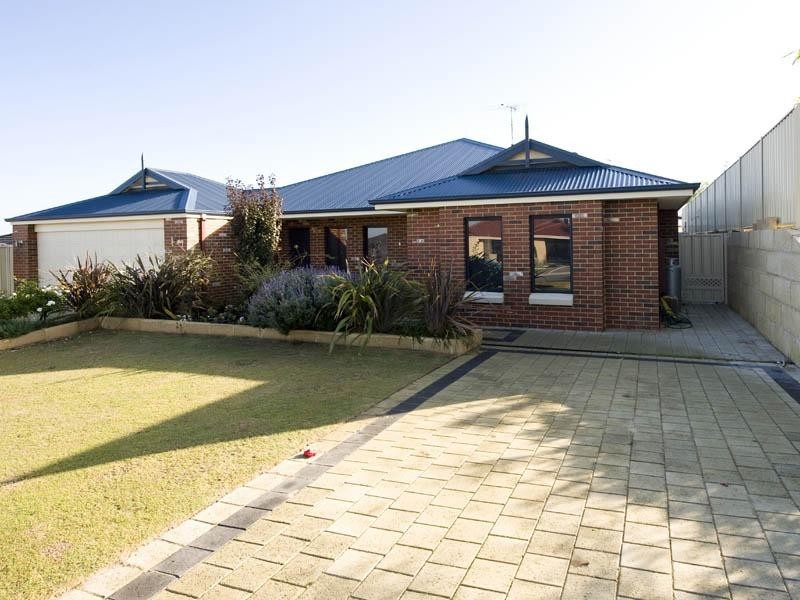 8 Tammin Court, Dawesville WA 6211