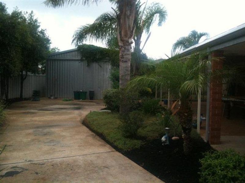 5 Parakeet Place, Greenfields WA 6210