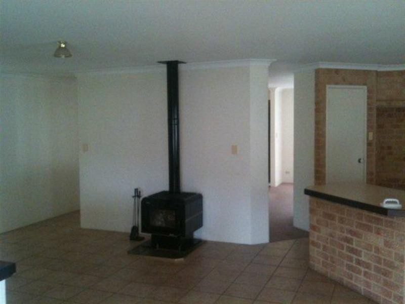 5 Parakeet Place, Greenfields WA 6210