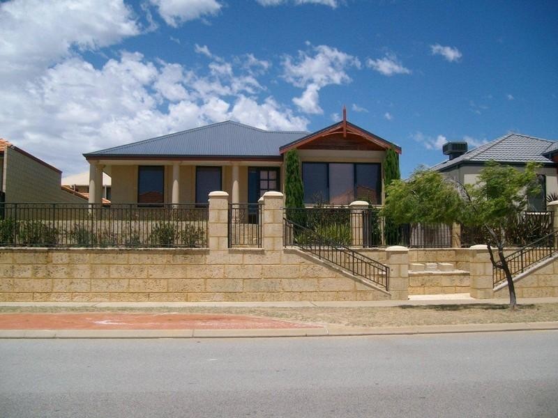 37 Batavia Avenue, Wannanup WA 6210