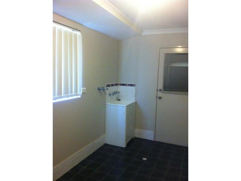 37 Batavia Avenue, Wannanup WA 6210