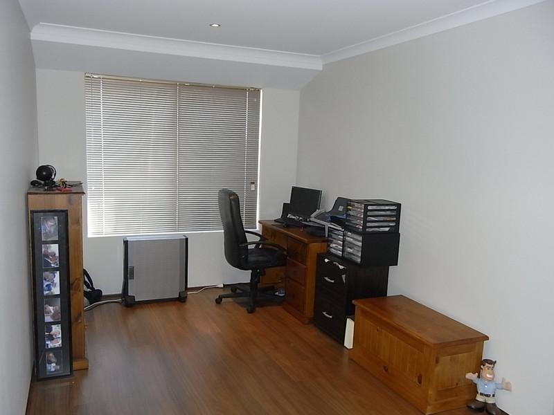 92 YINDANA, Lakelands WA 6180