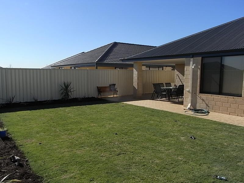 92 YINDANA, Lakelands WA 6180