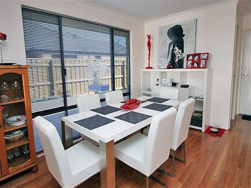 81 Carissa Turn, Halls Head WA 6210