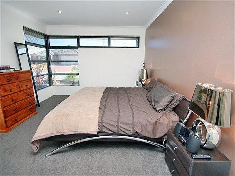 81 Carissa Turn, Halls Head WA 6210