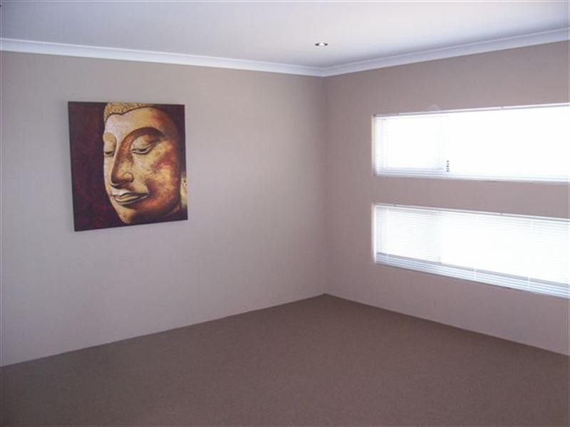 14 Endeavour Circle, Wannanup WA 6210