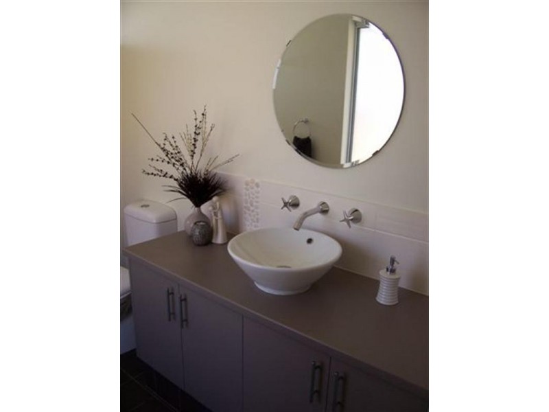 14 Endeavour Circle, Wannanup WA 6210