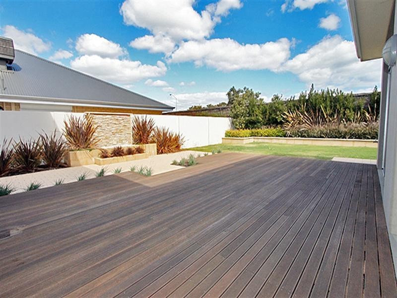 72 Northport Boulevard, Wannanup WA 6210