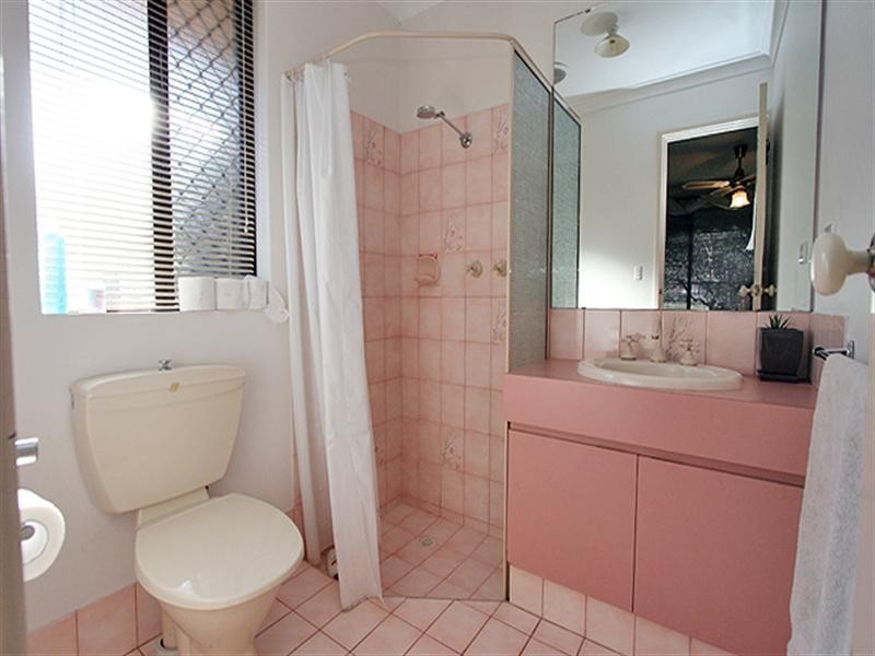 12 Oakdale Close, Halls Head WA 6210