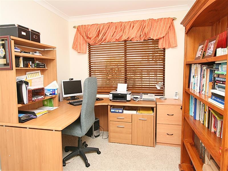 17 Castaway Cove, Halls Head WA 6210