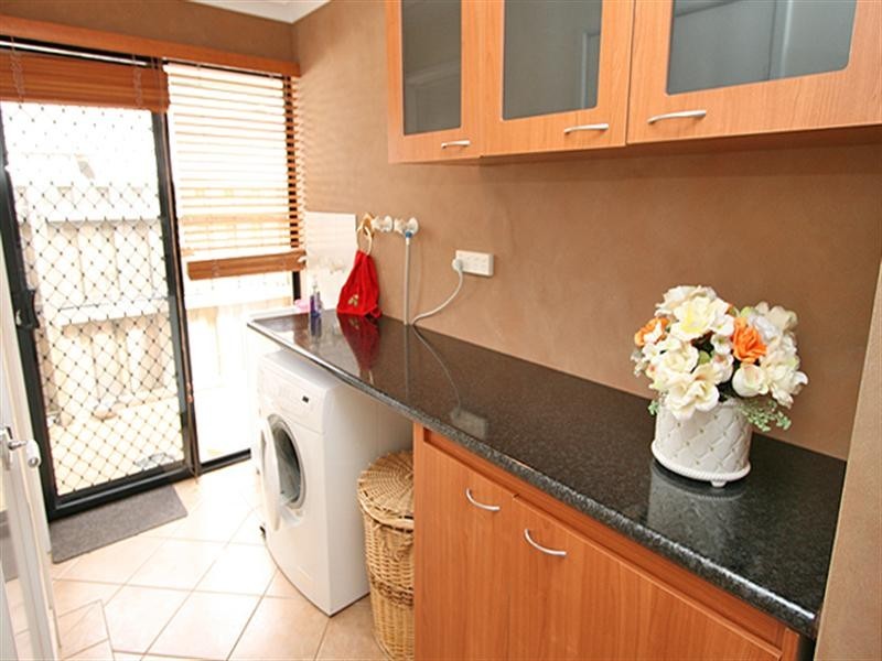 17 Castaway Cove, Halls Head WA 6210