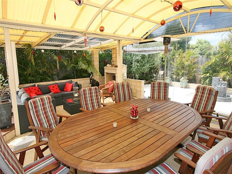 17 Castaway Cove, Halls Head WA 6210