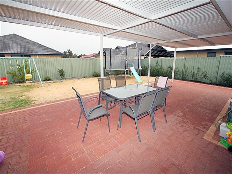 41 Bibbulmun Meander, Ravenswood WA 6208